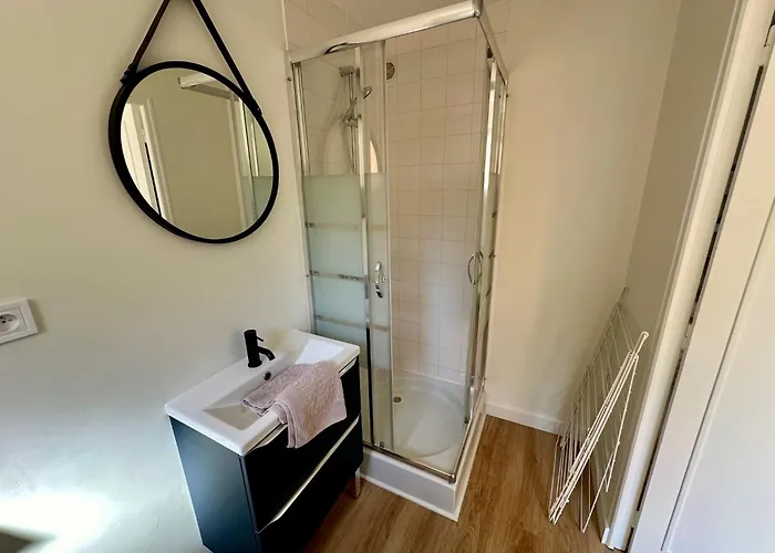 Les Cyclades - Gare - 6 Pers *